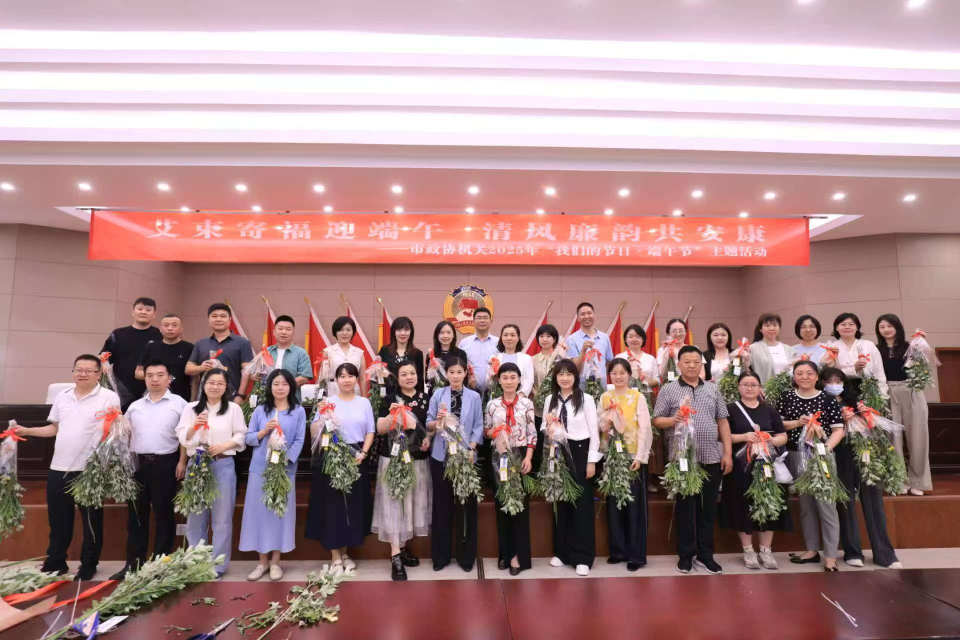 1749001983214.jpg 1748596563152.jpg